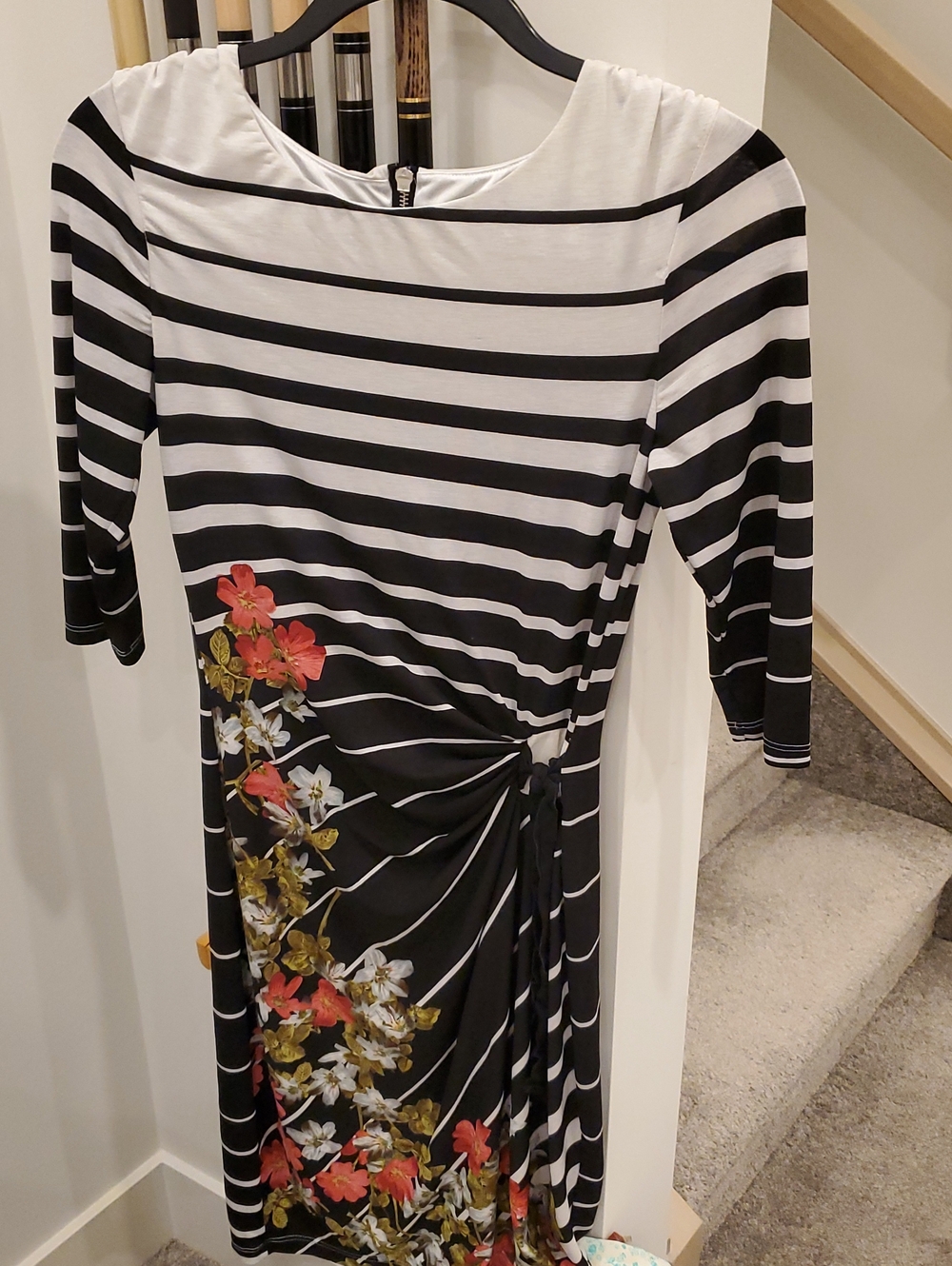 Dress- unknown brand striped and floral classy stretchy midi sz.m ptp 16-19.5"